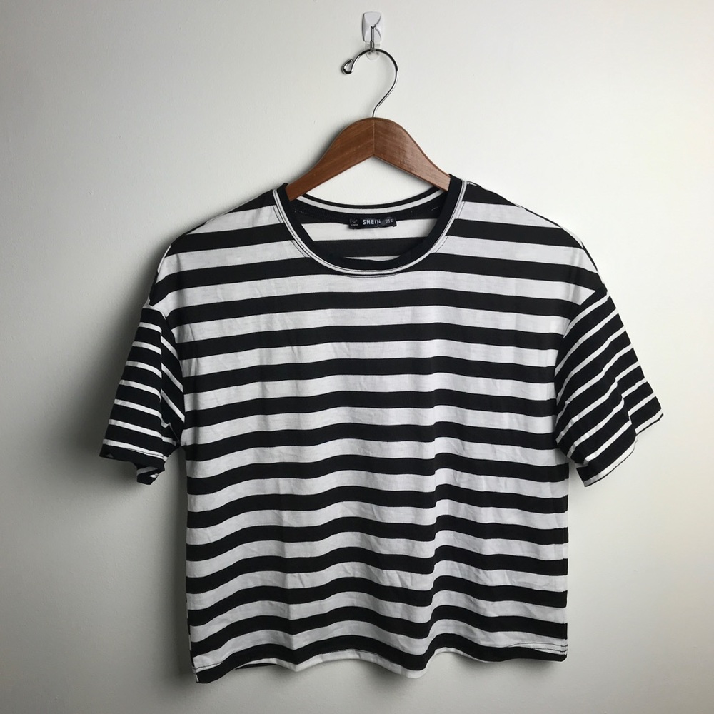SHEIN black and white striped crop tee, sz M